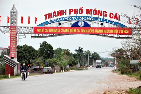 Thuê Xe Nội Bài đi Móng Cái Quảng Ninh giá rẻ